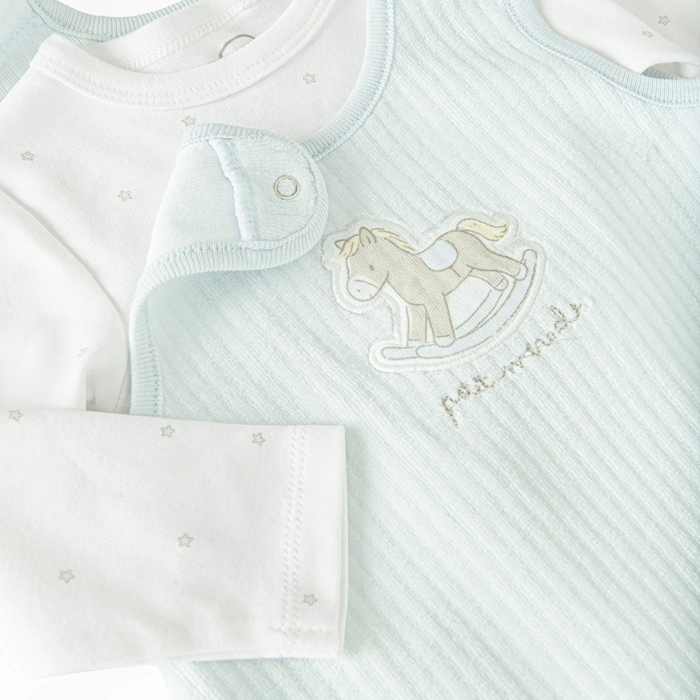 CLOTHING SET