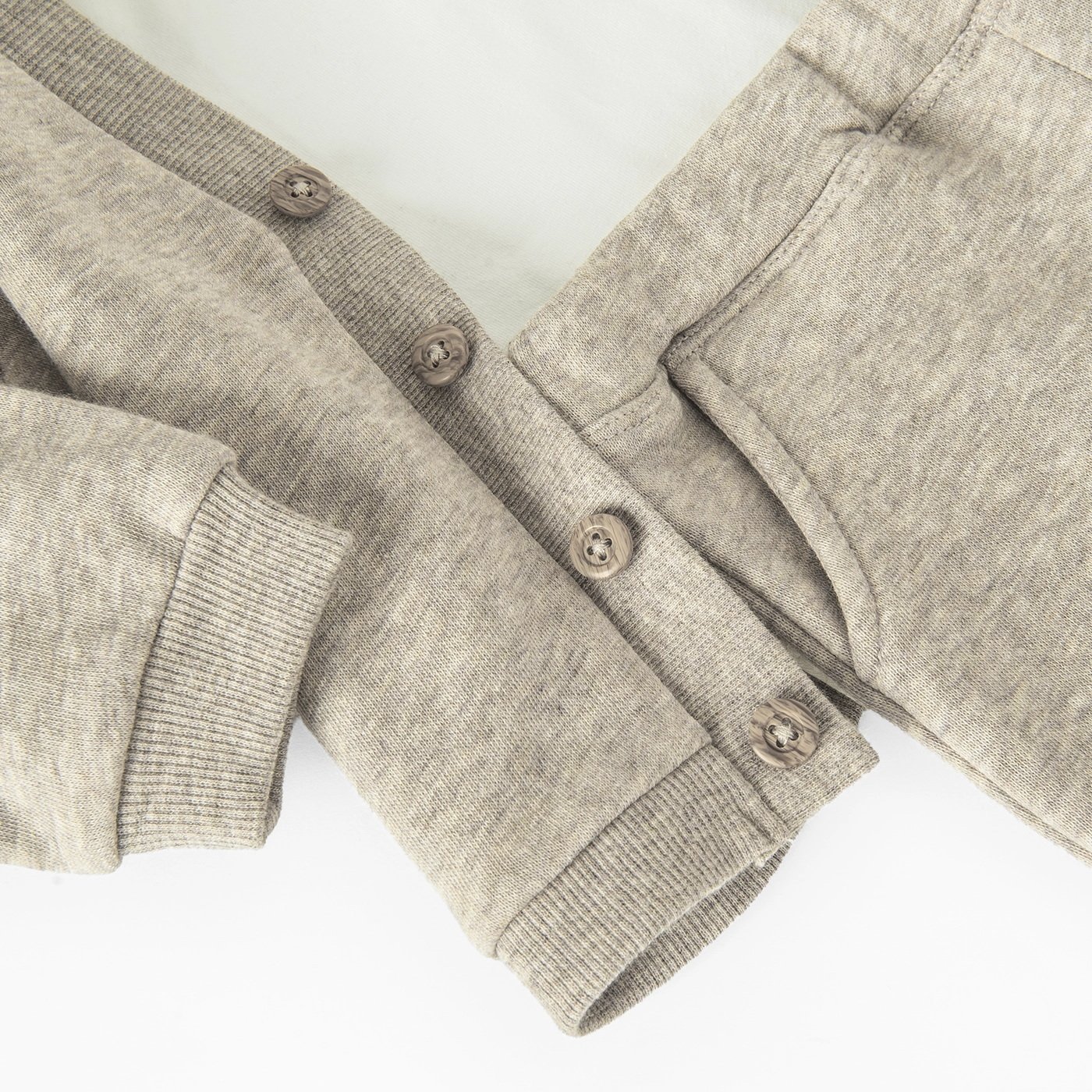 CLOTHING SET