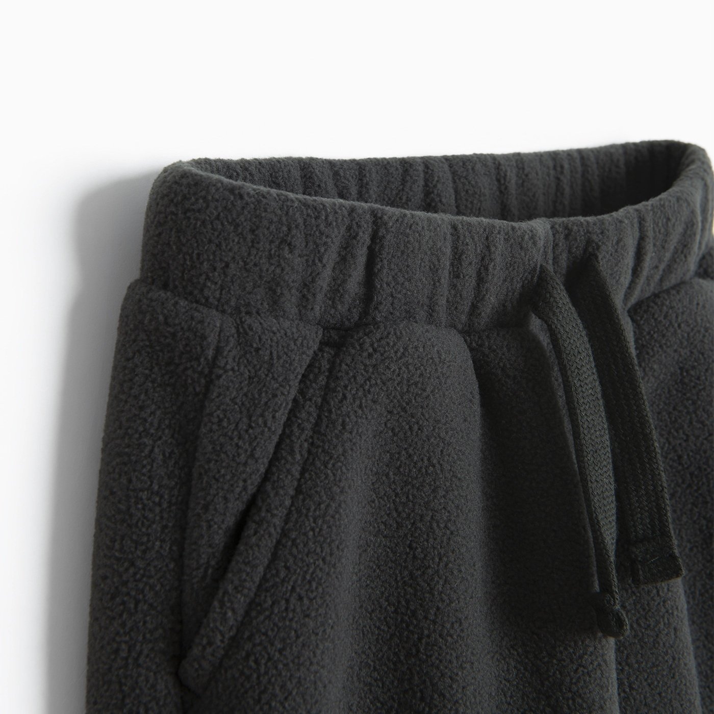 JOGGING PANTS