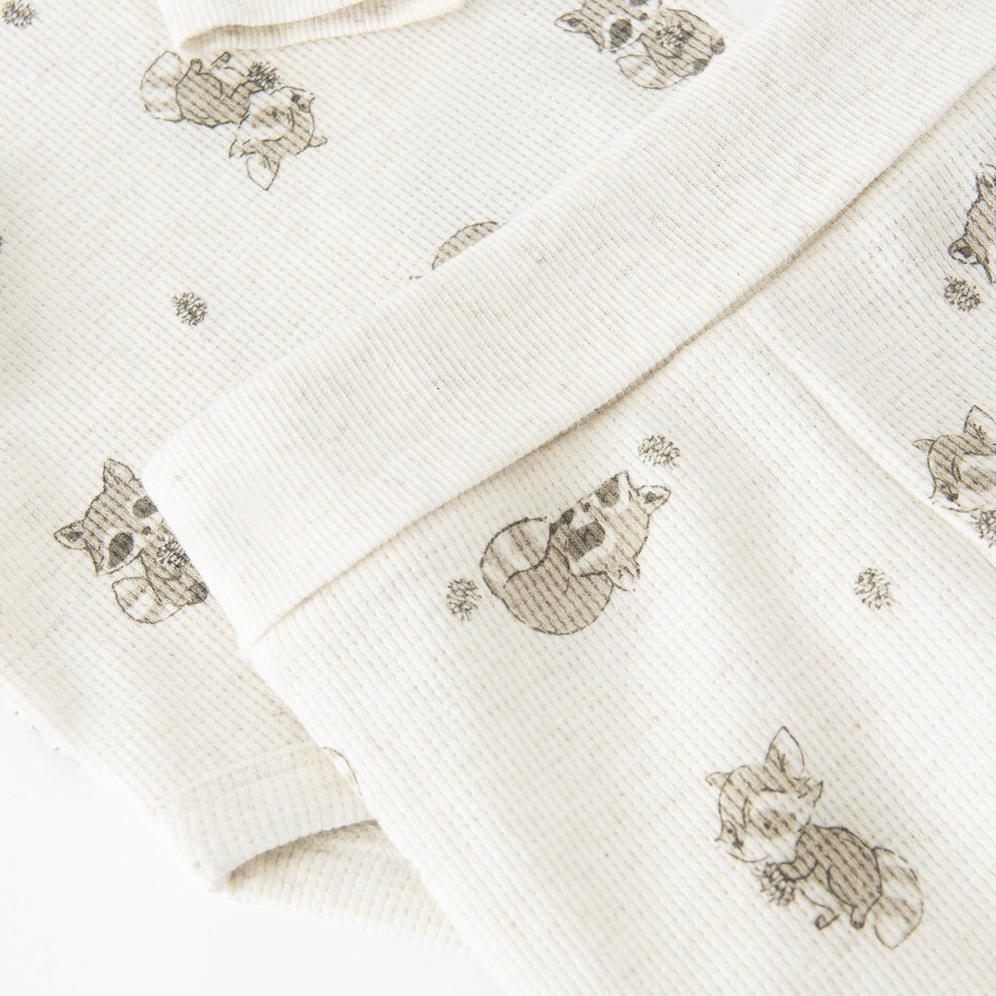 CLOTHING SET