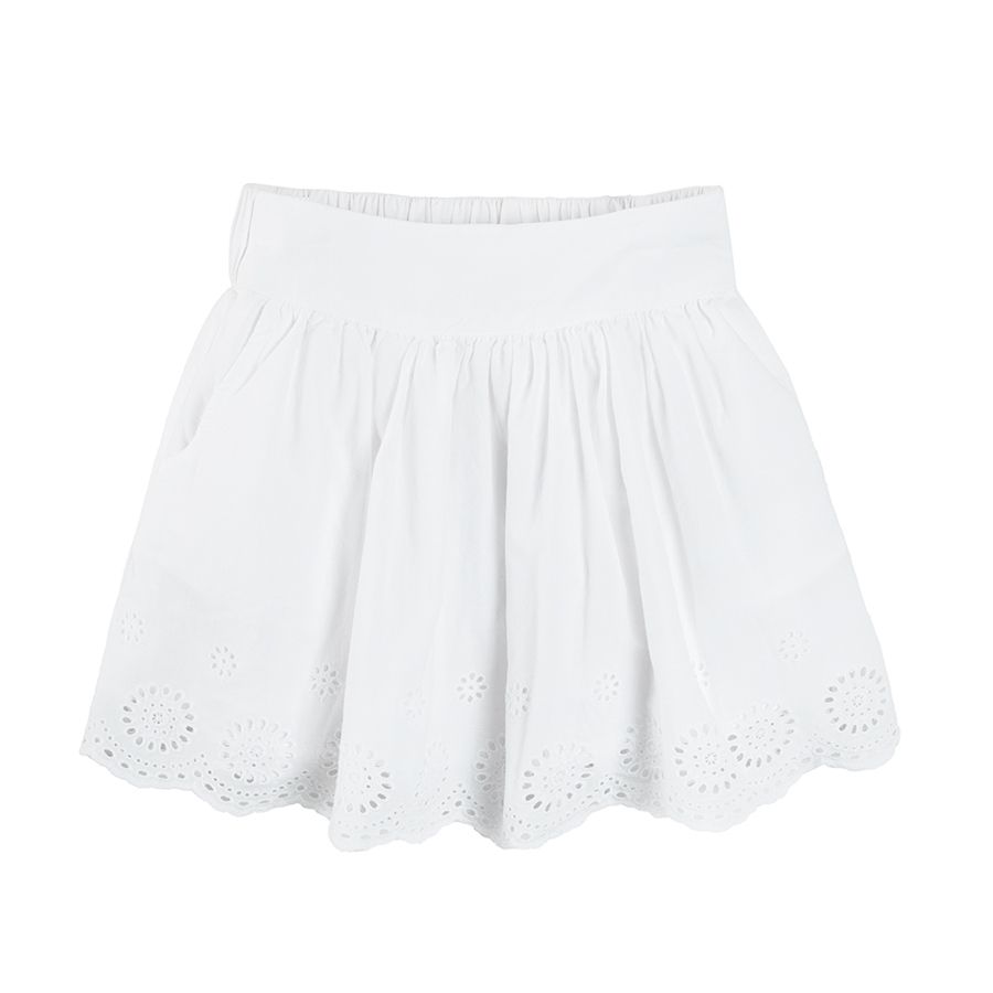 White skirt with elastic waist and lace details