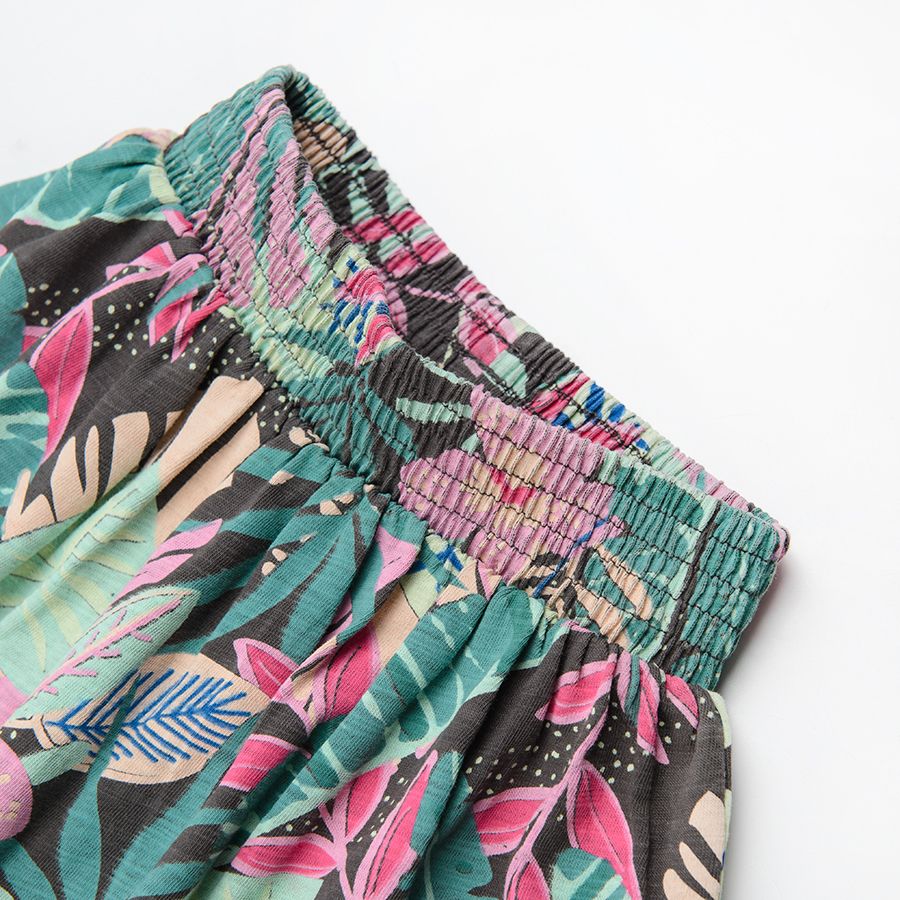 Skirt with mix color tropical leaves print