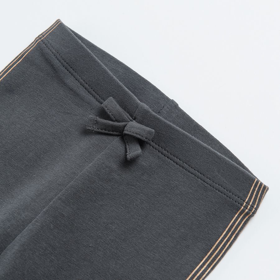 Graphite leggings
