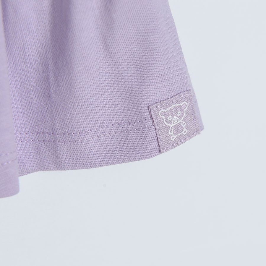 Light violet short sleeve dress with poppers on the shoulder