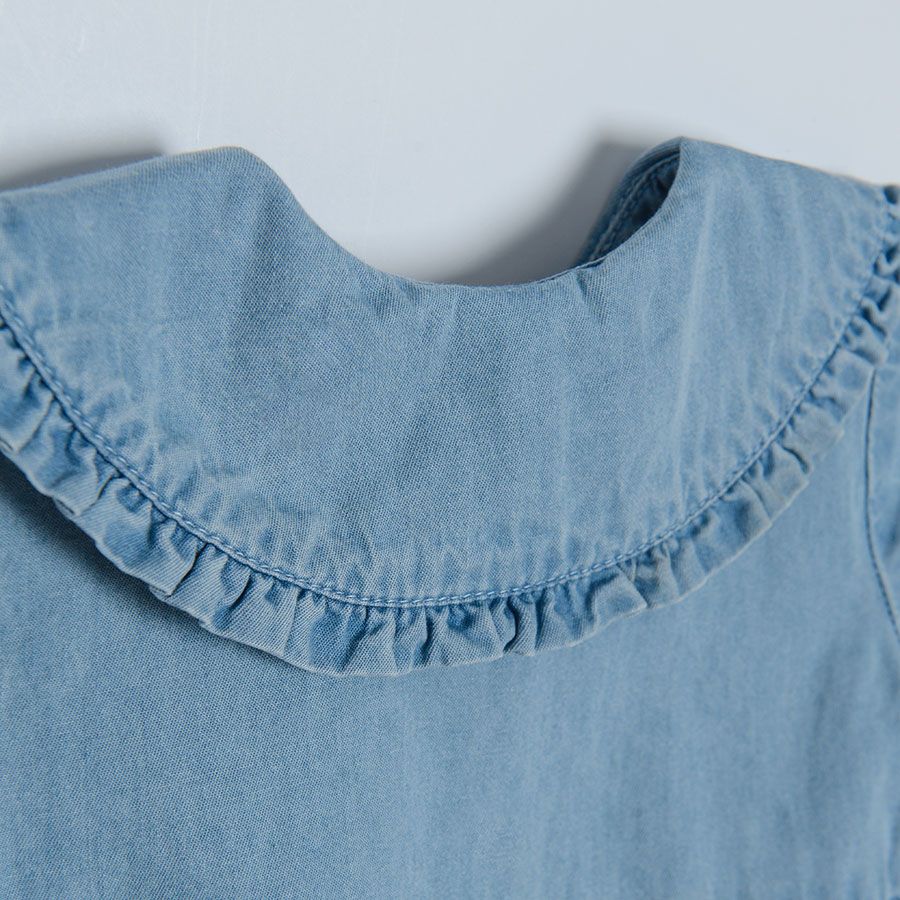 Short sleeve denim dress with round collar and buttons