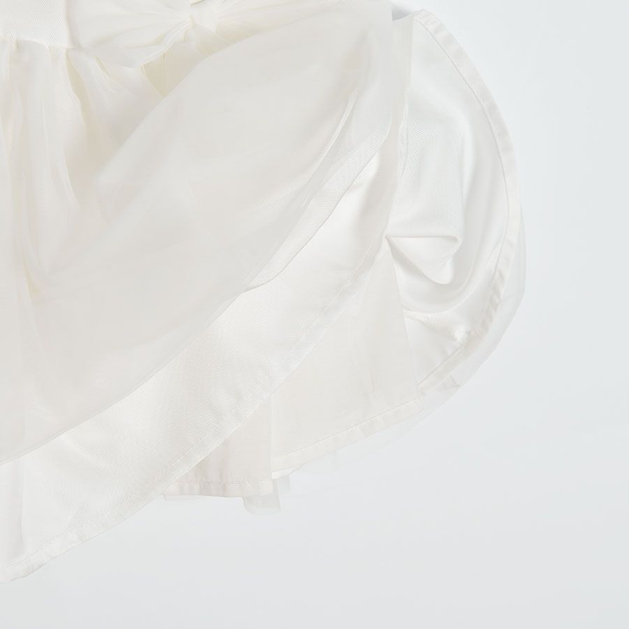 White short sleeve dress with bow