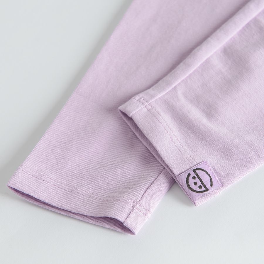 Light violet leggings