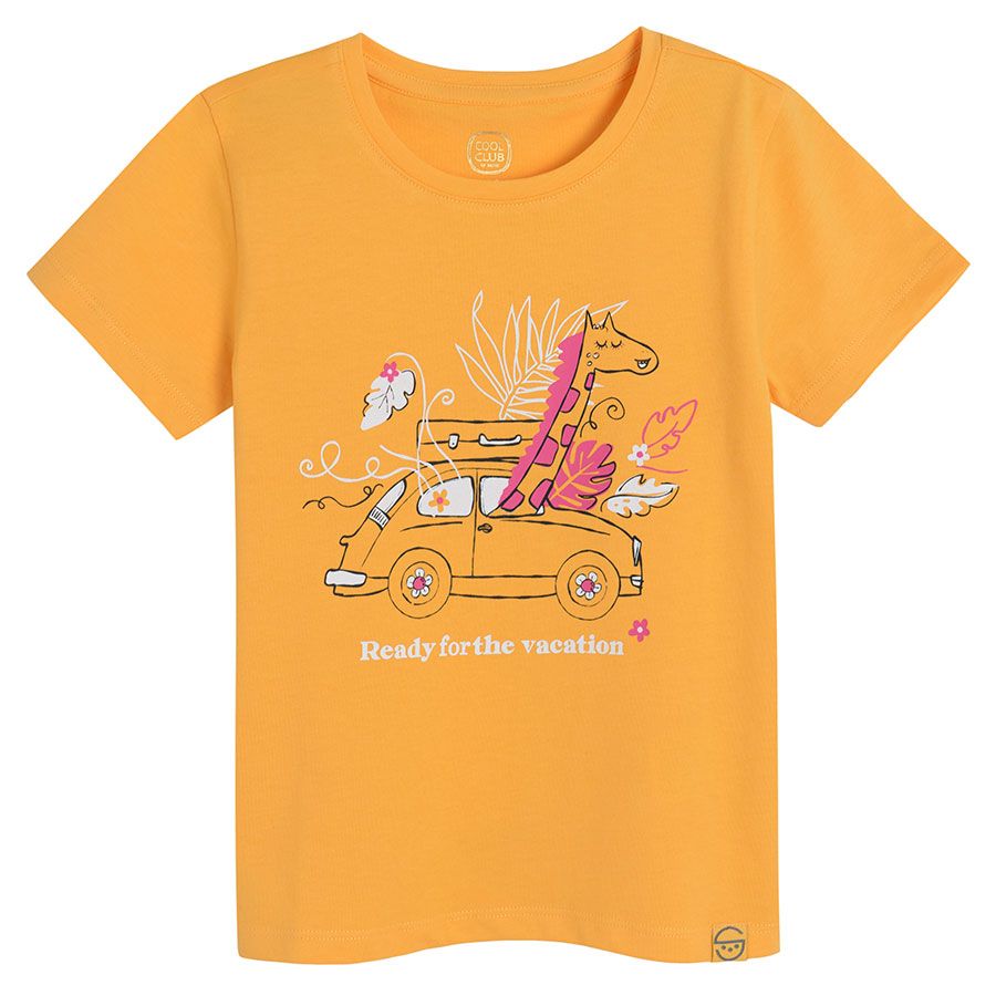 Orange short sleeve T-shirt with giraffe in a car Ready for the vacation print