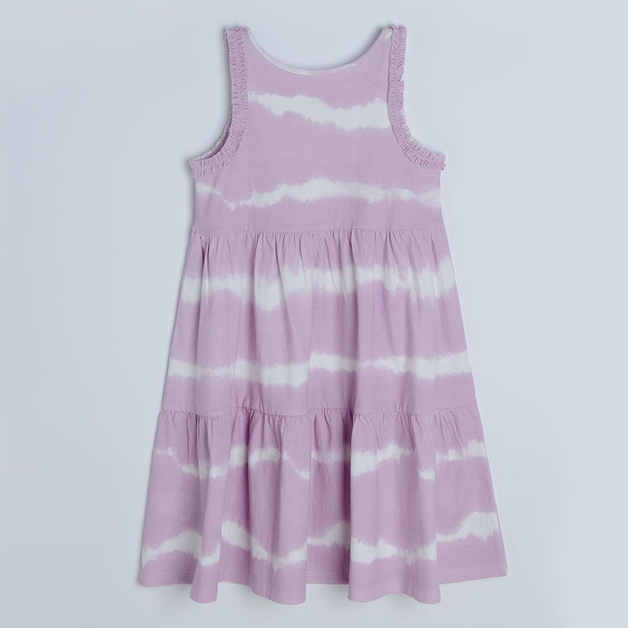 Light violet sleeveless summer dress
