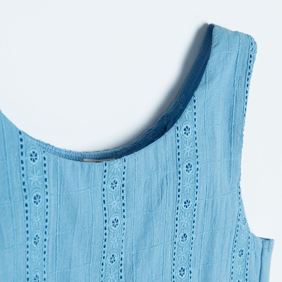 Μπλούζα αμάνικη μπλε με διάτρητο σχέδιο