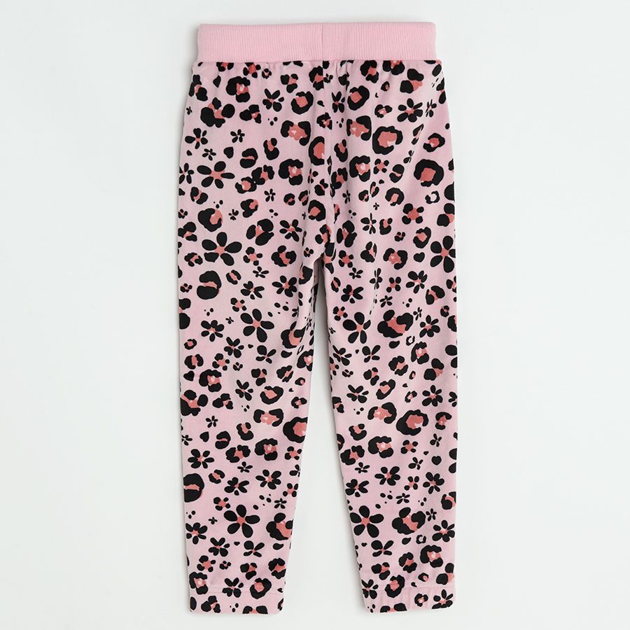 Pink jogging pants with flowers print