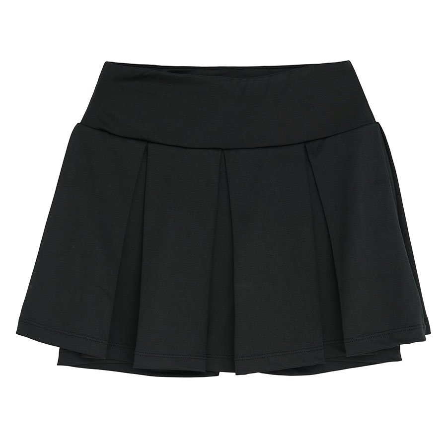 Black shorts with pleated skirt on top
