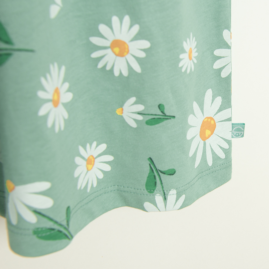 Green short sleeve dress with daisies print