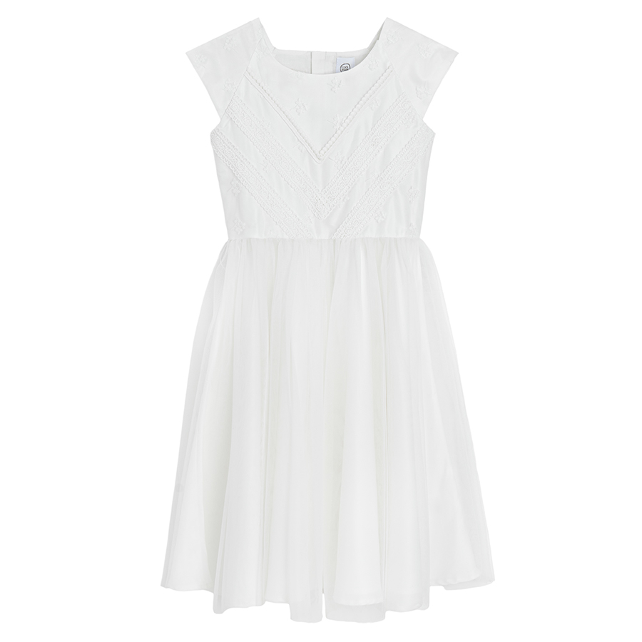 Φόρεμα κοντομάνικο λευκό με τούλι και δαντέλα