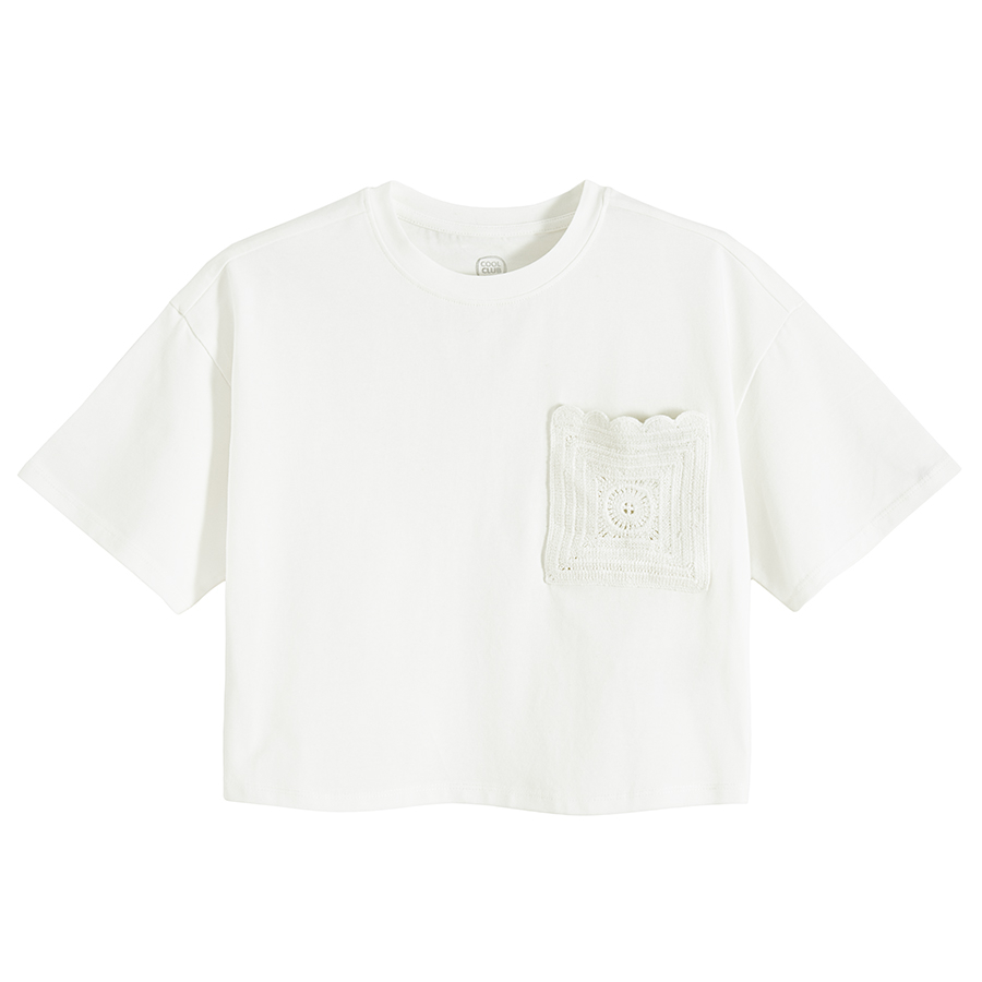 Μπλούζα λευκή κοντομάνικη CROP TOP με τσεπάκι