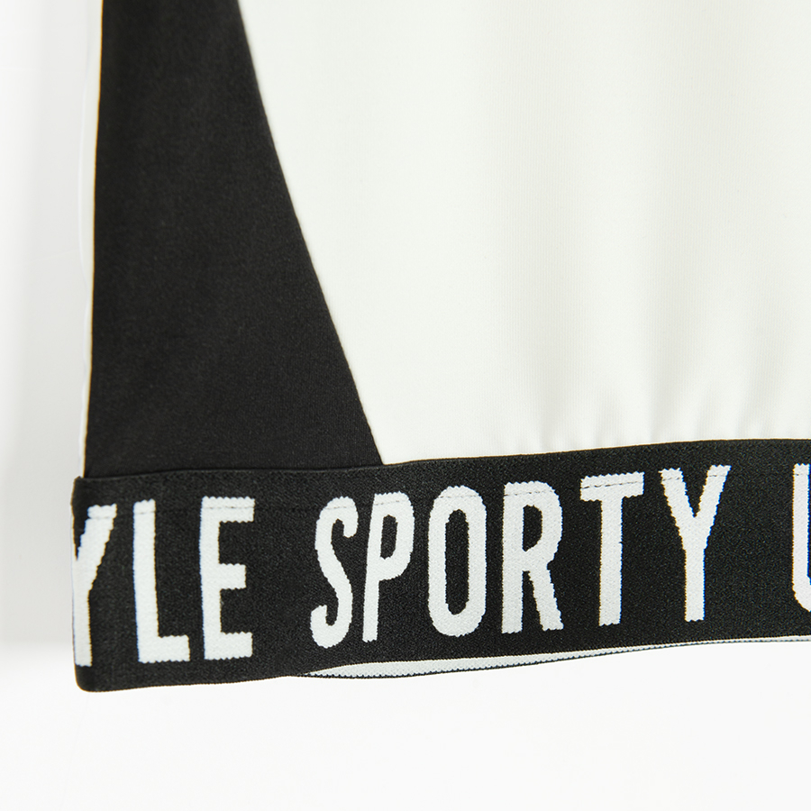 Μπλούζα κοντομάνικη crop top με στάμπα SPORTY