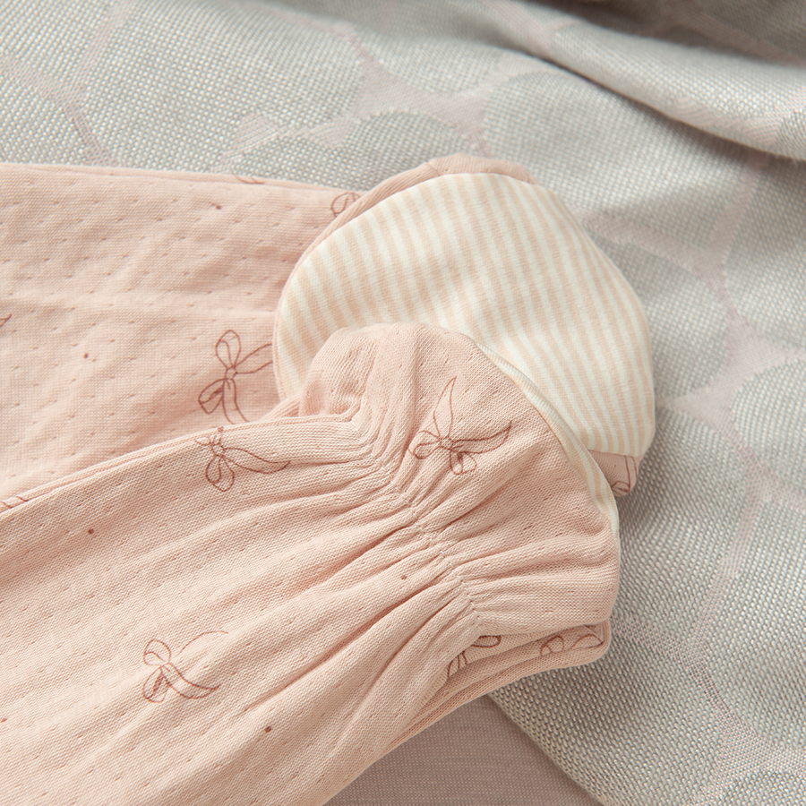 CLOTHING SET