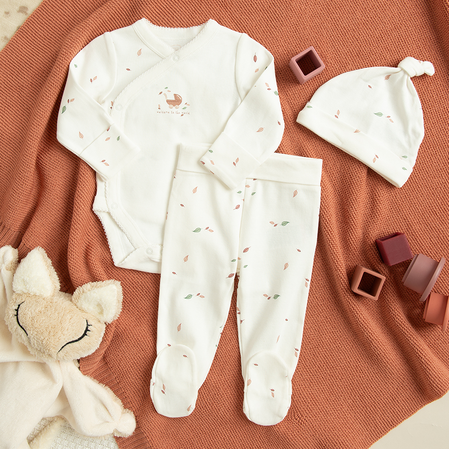 CLOTHING SET
