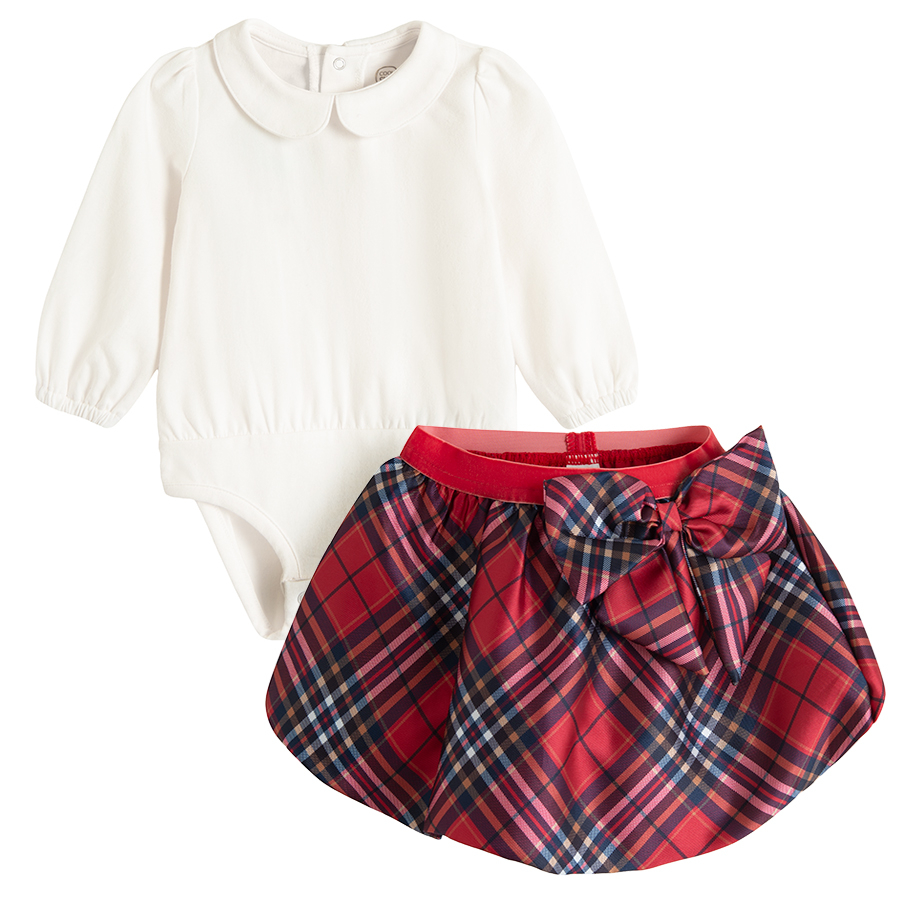 CLOTHING SET
