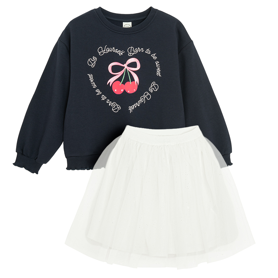 CLOTHING SET