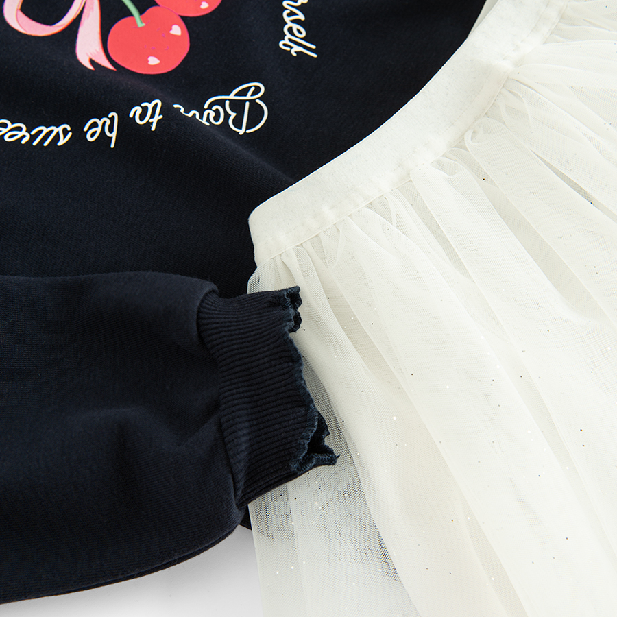 CLOTHING SET