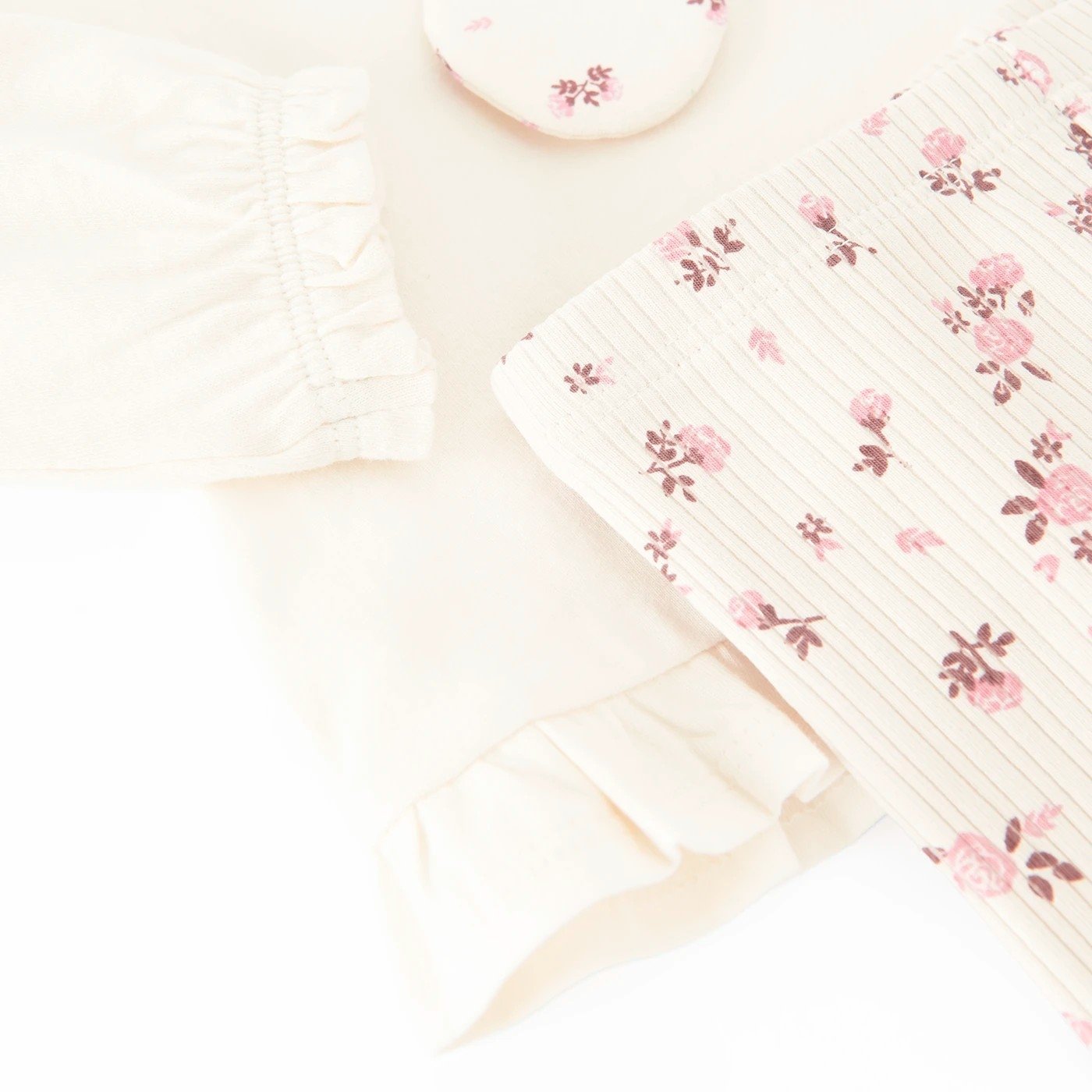 CLOTHING SET