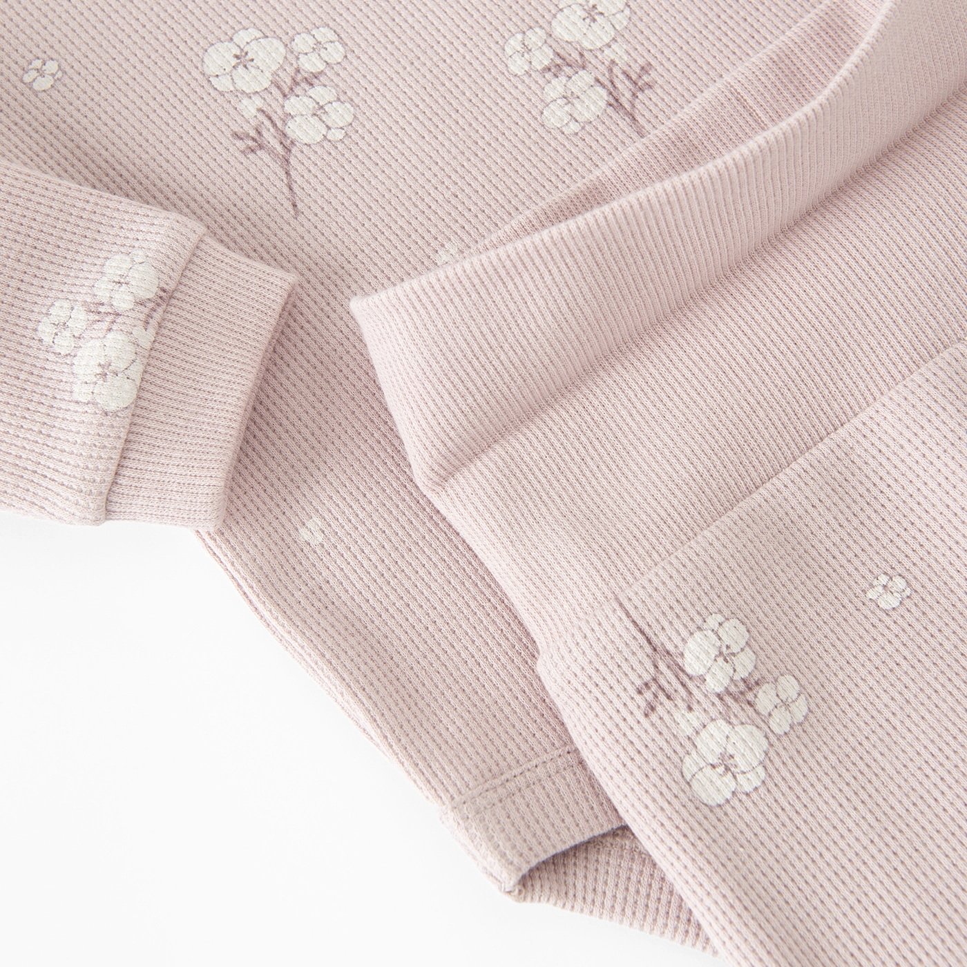 CLOTHING SET