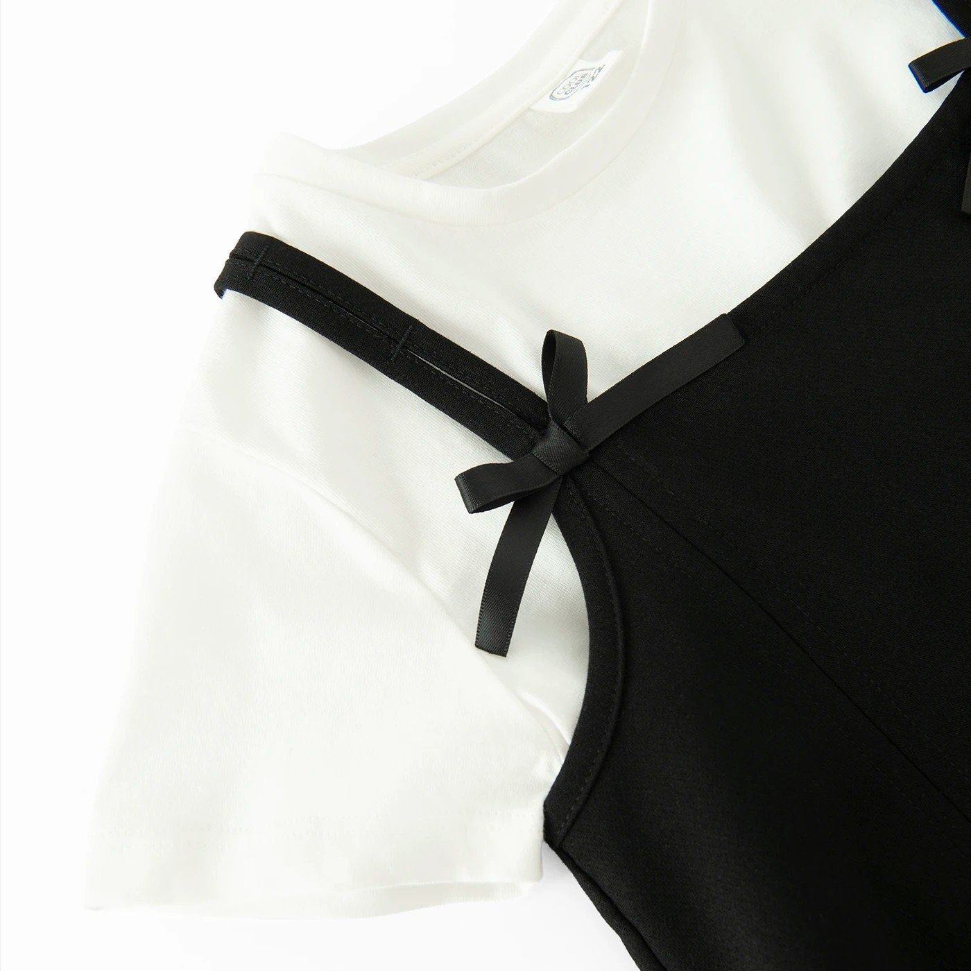CLOTHING SET
