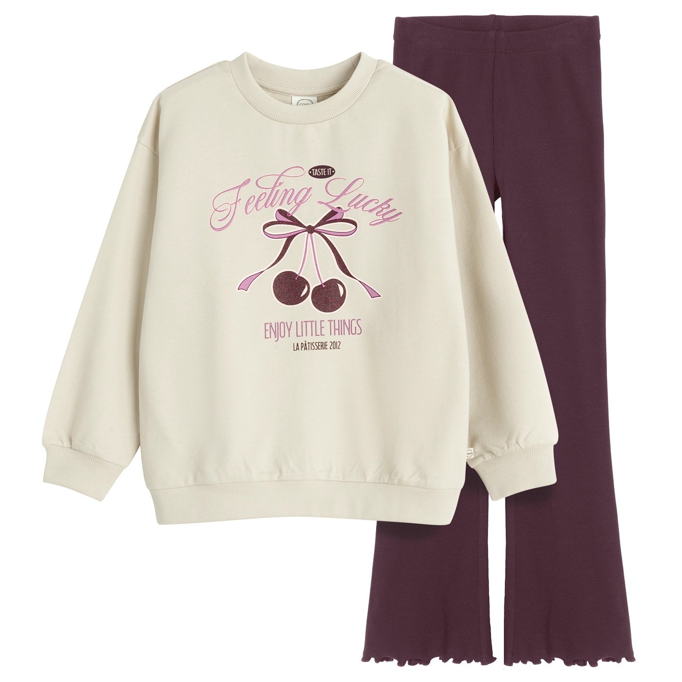 CLOTHING SET