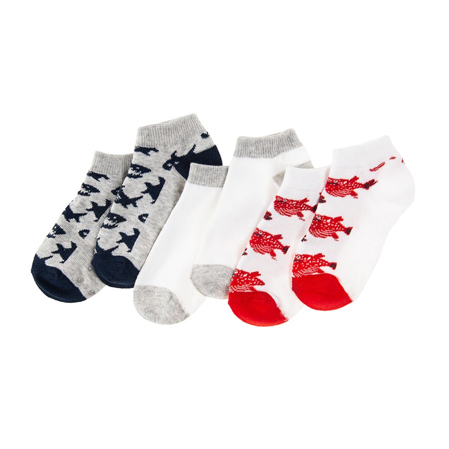 White and grey socks with fish and sharks print 3-pack