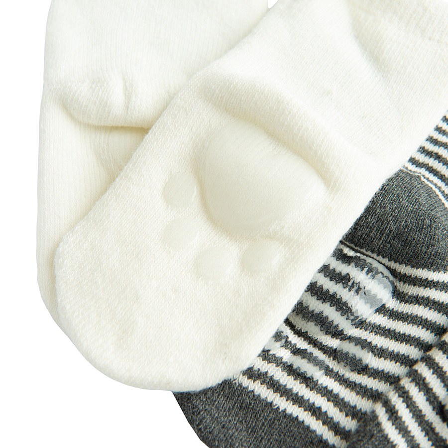 SOCKS 2-PACK