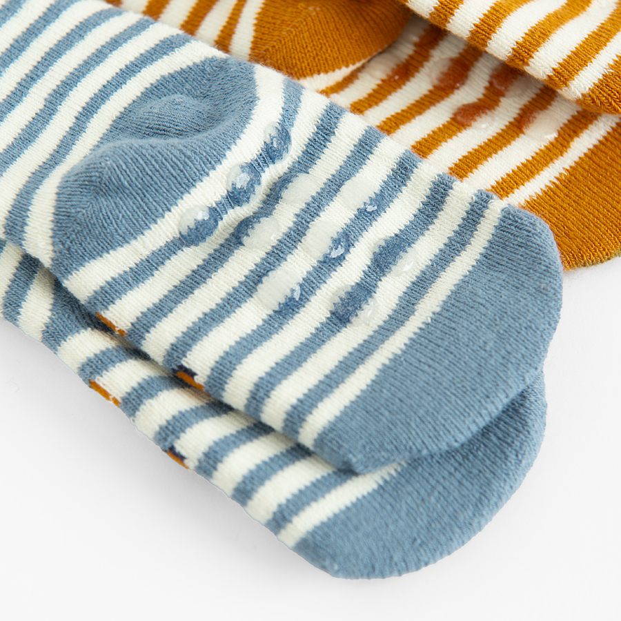 SOCKS 2-PACK