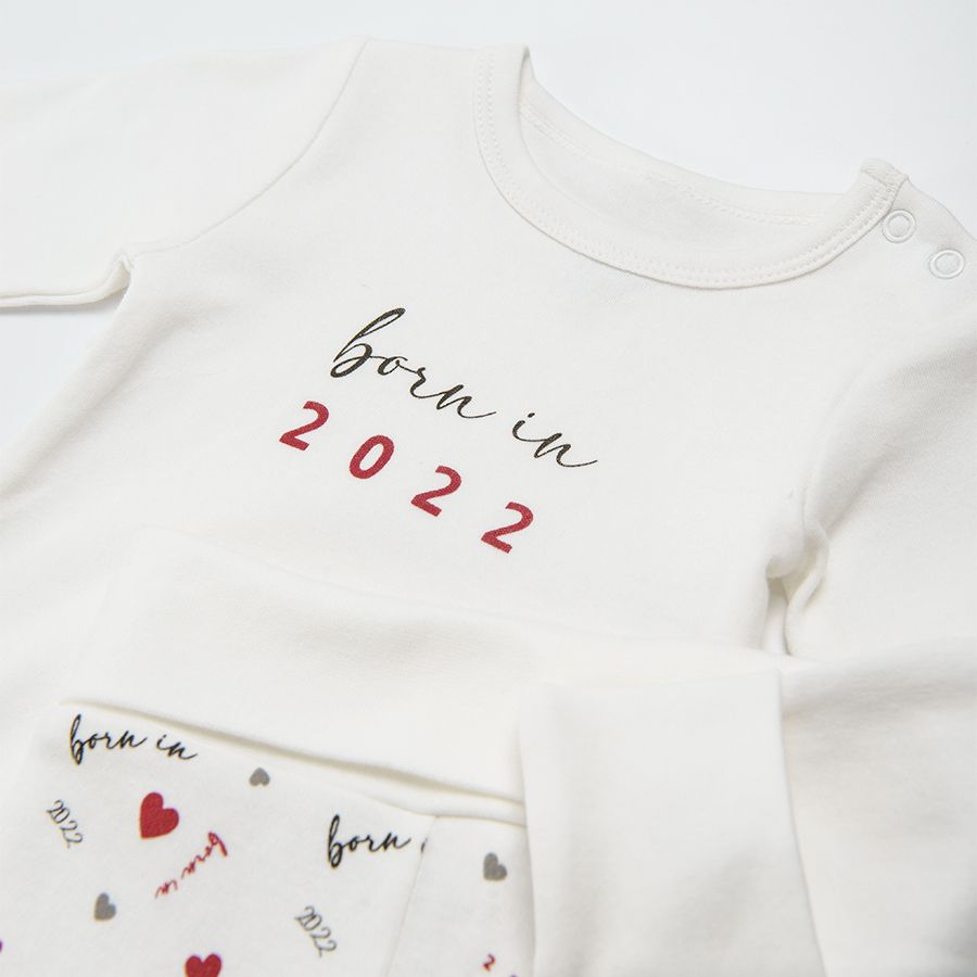 Σετ φορμάκι μακρυμάνικο λευκό και παντελόνι με στάμπα "Born in 2022"