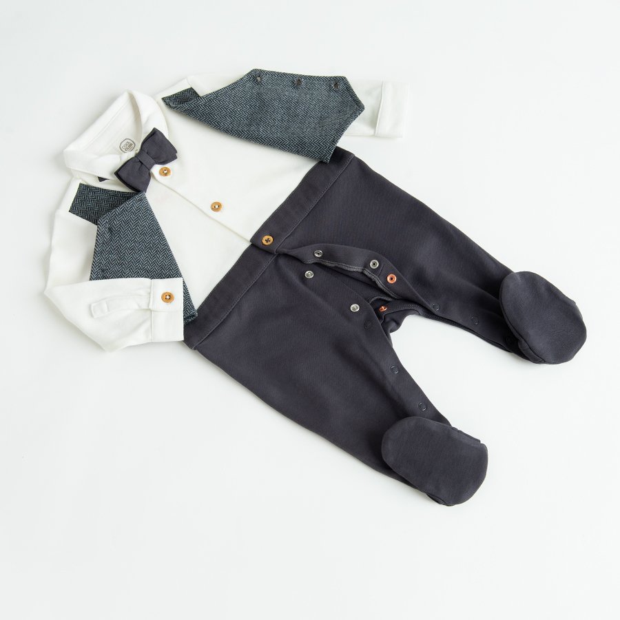 Grey overall look like suit