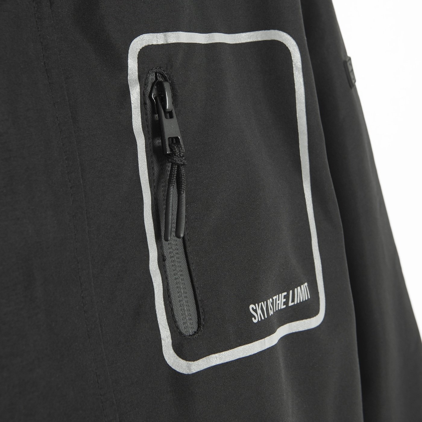LIGHT JACKETS