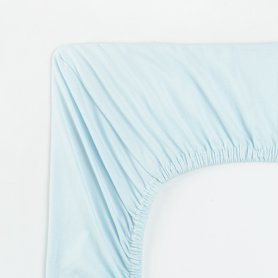Blue fitted sheet