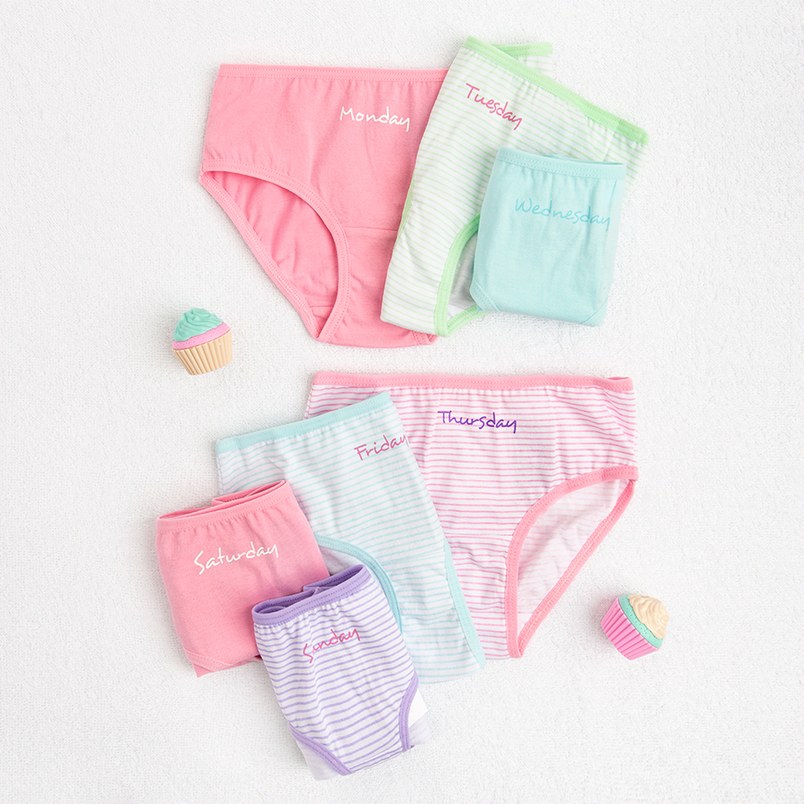 Pastel briefs with days of the week print- 7 pack