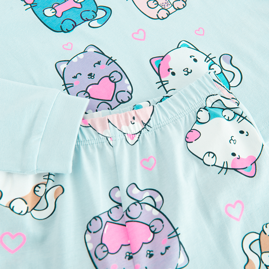 SLEEPWEAR