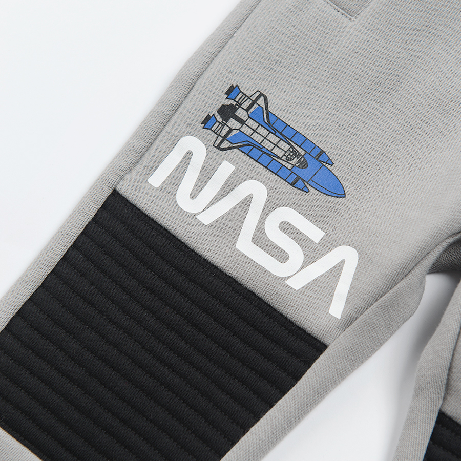 Jogging pants