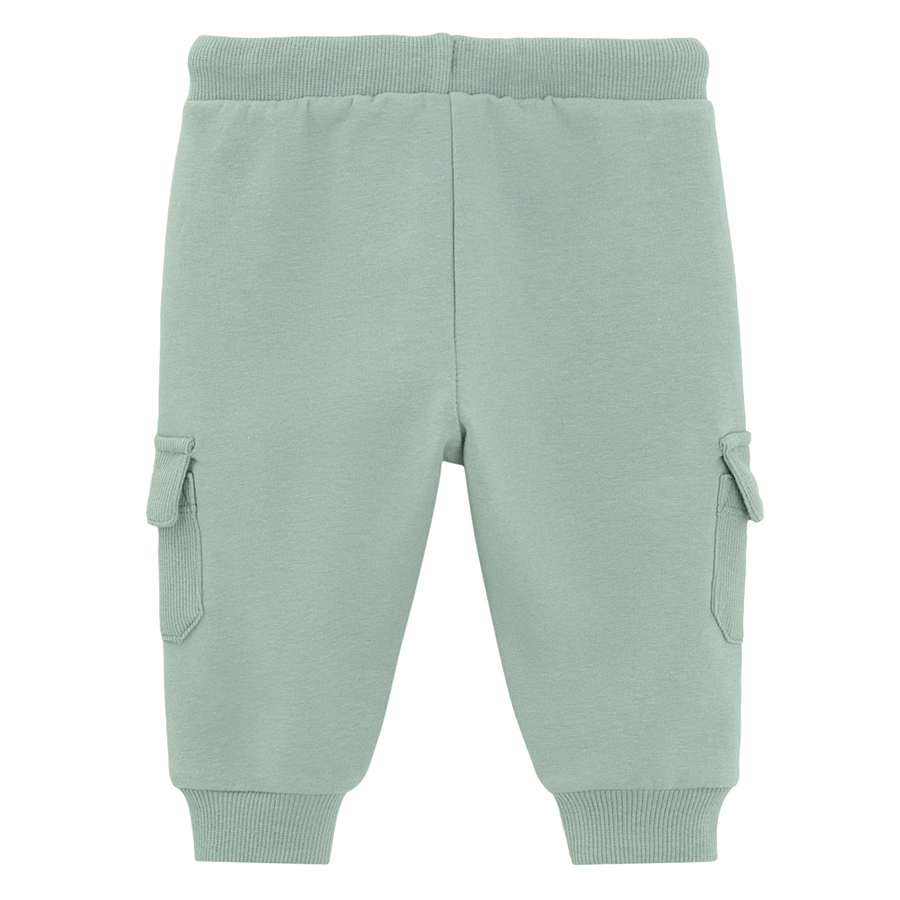 CLOTHING SET