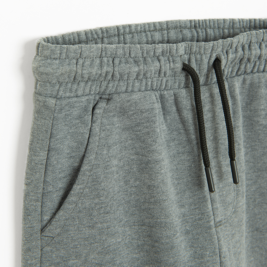 JOGGING PANTS