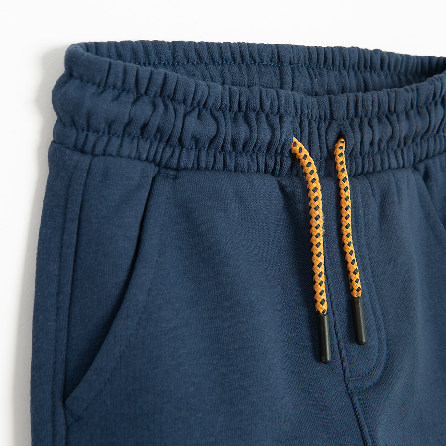 JOGGING PANTS