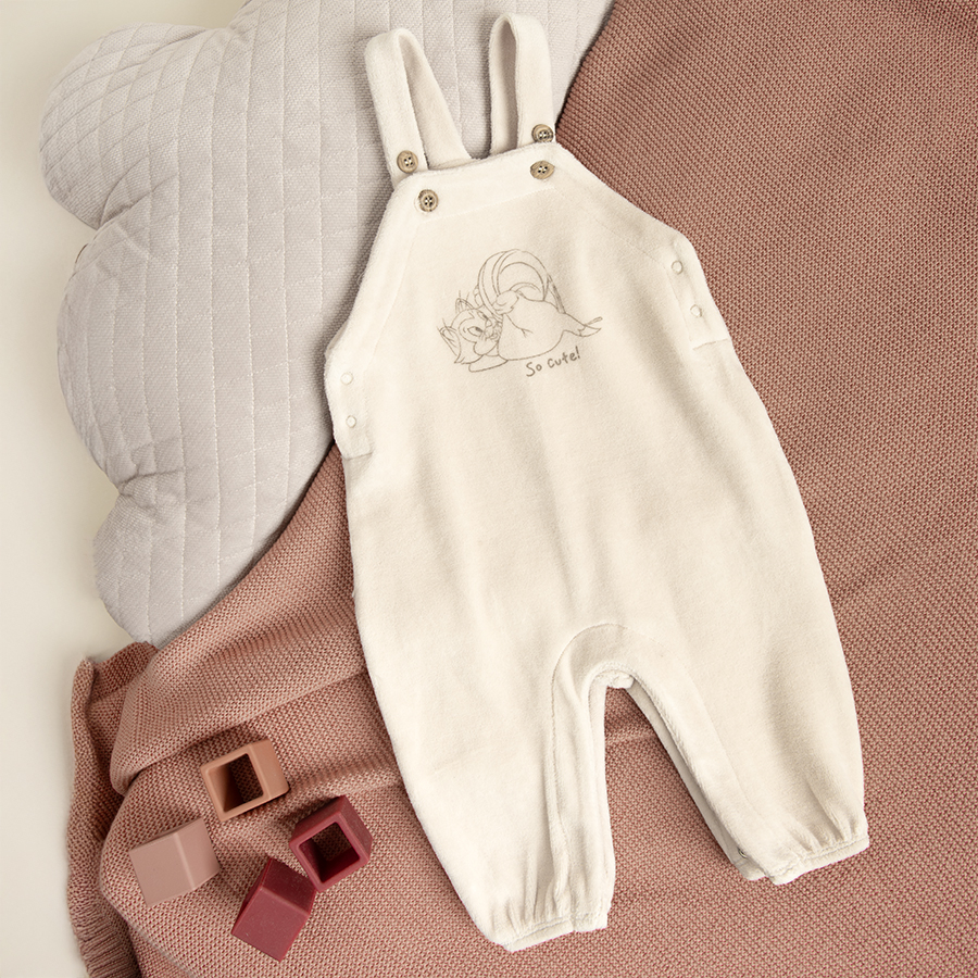 CLOTHING SET