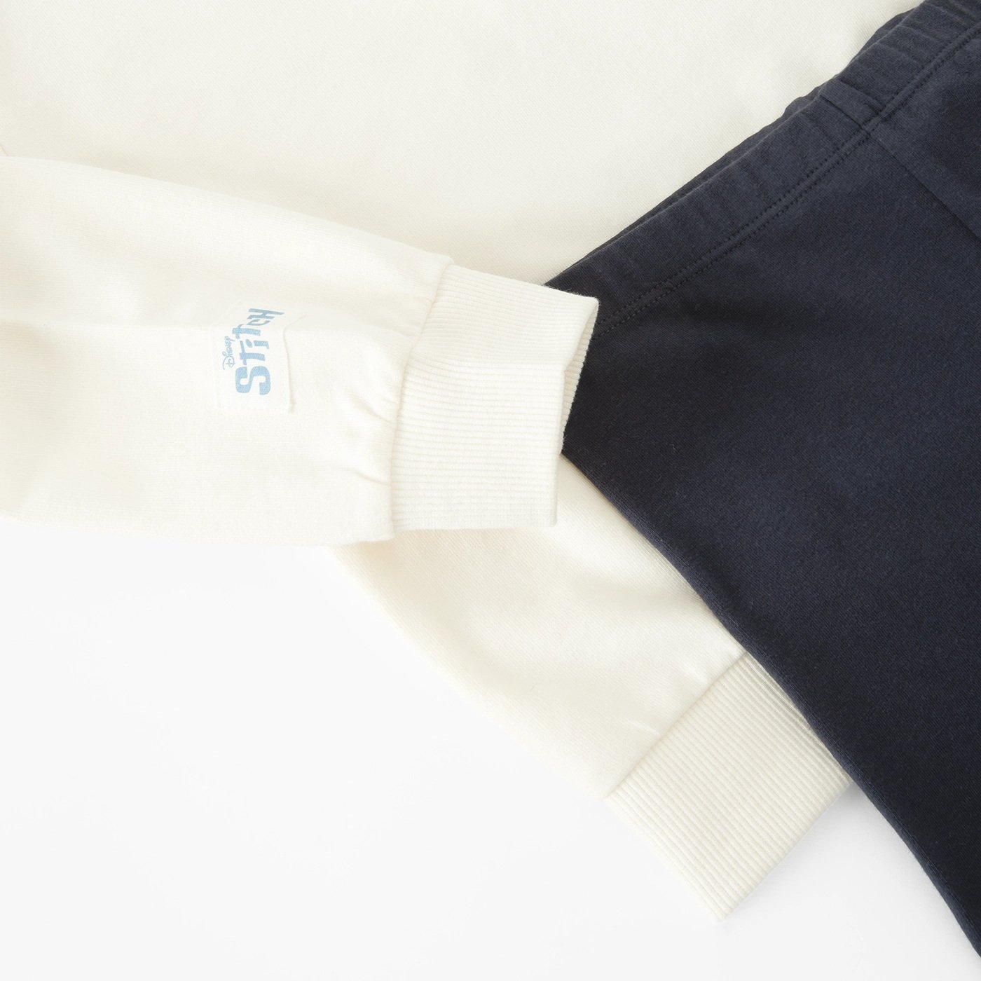 CLOTHING SET
