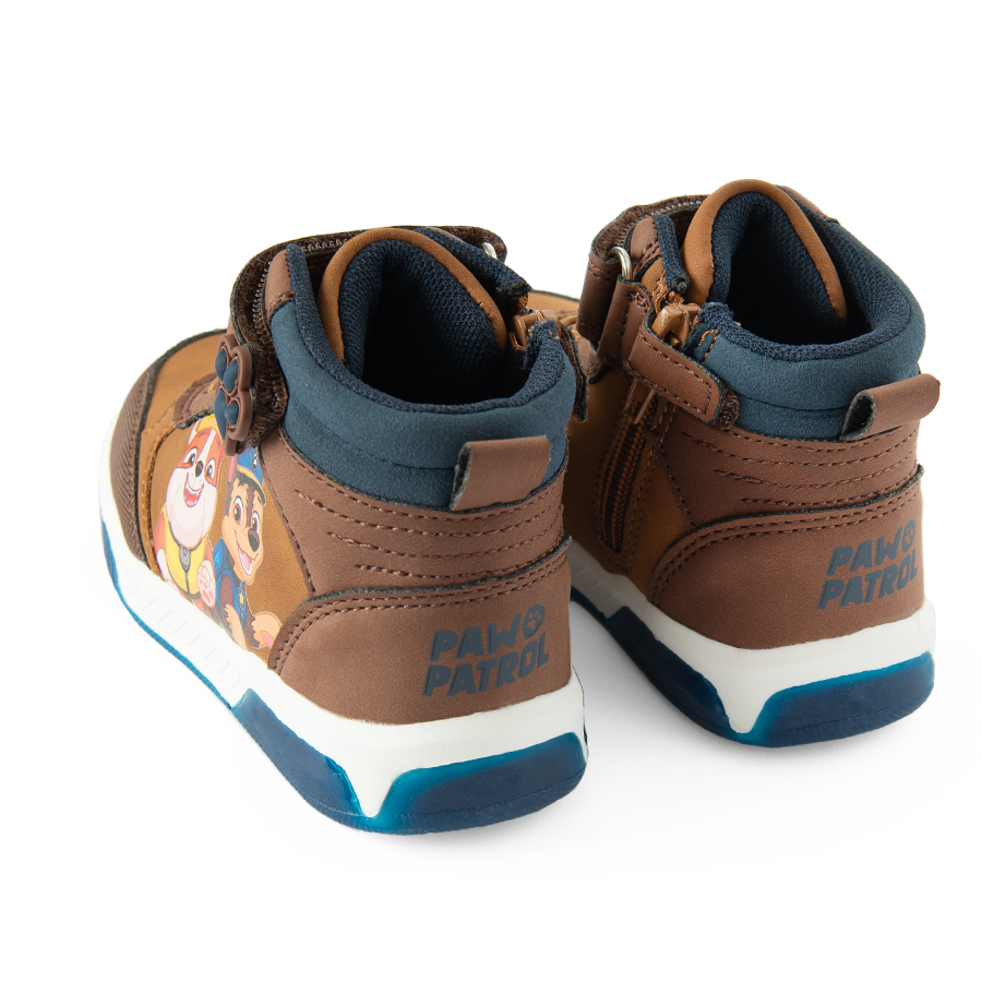 Μποτάκια καφέ με στάμπα PAW PATROL