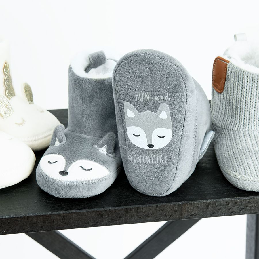Grey newborn slippers with fox print