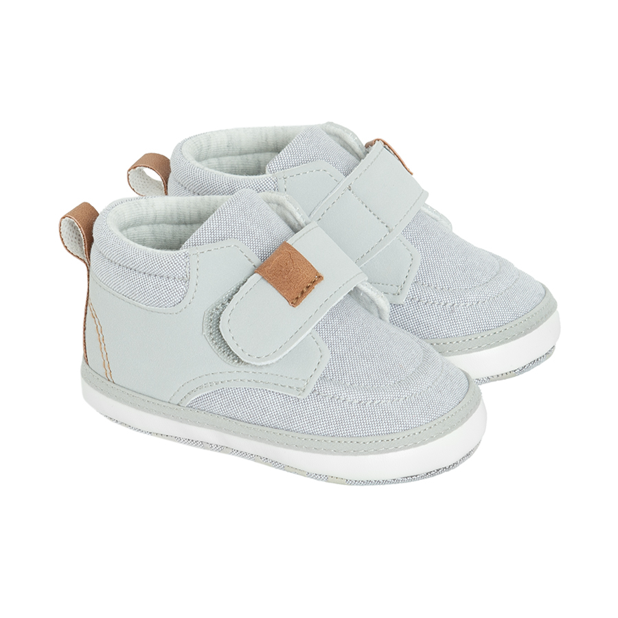 NEWBORN SLIPPER
