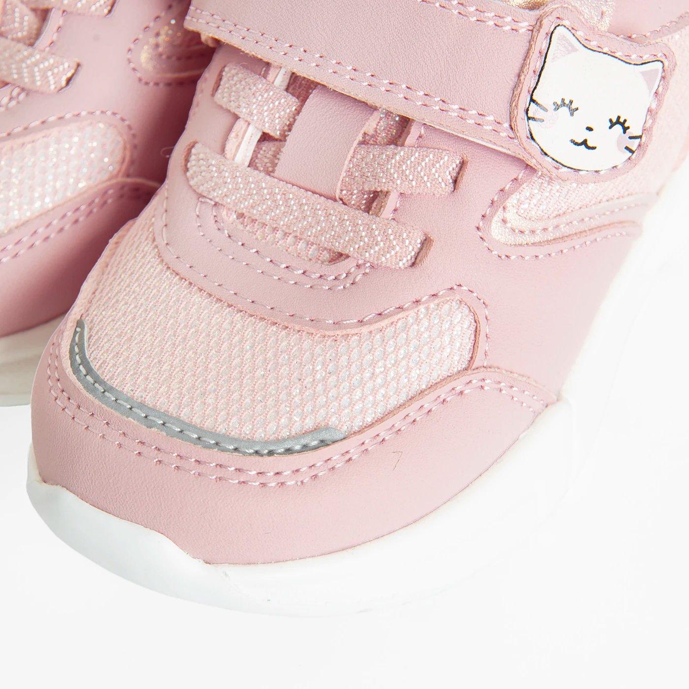 LEISURE SHOES