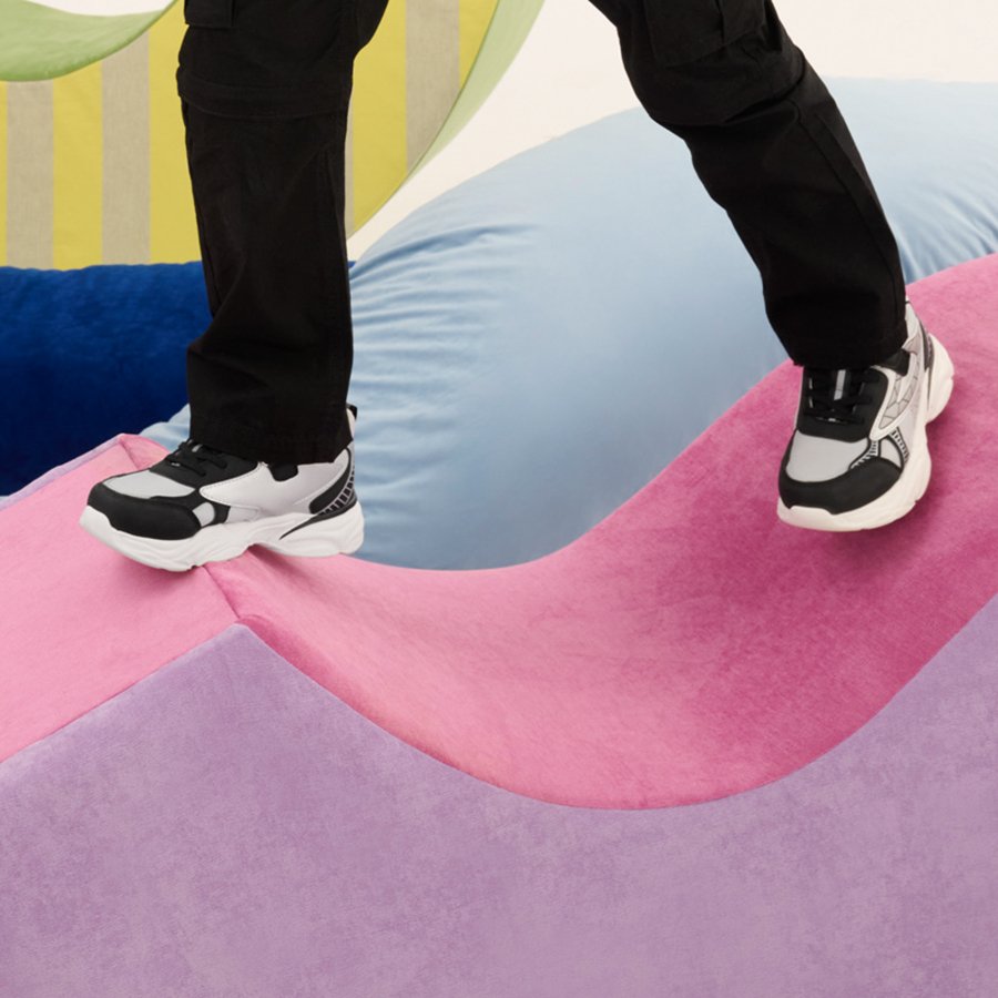 LEISURE SHOES