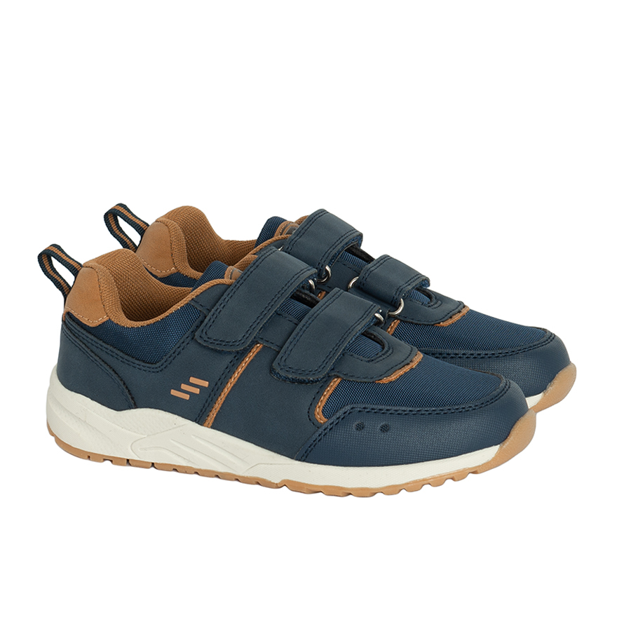 LEISURE SHOES